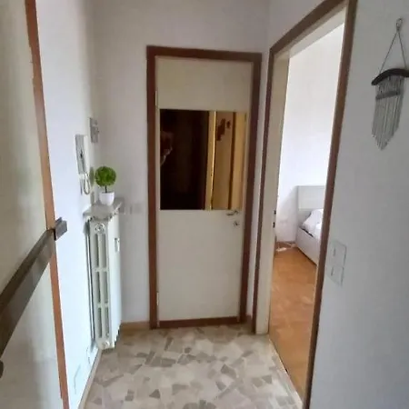 In Condominium With Panoramic View דירה